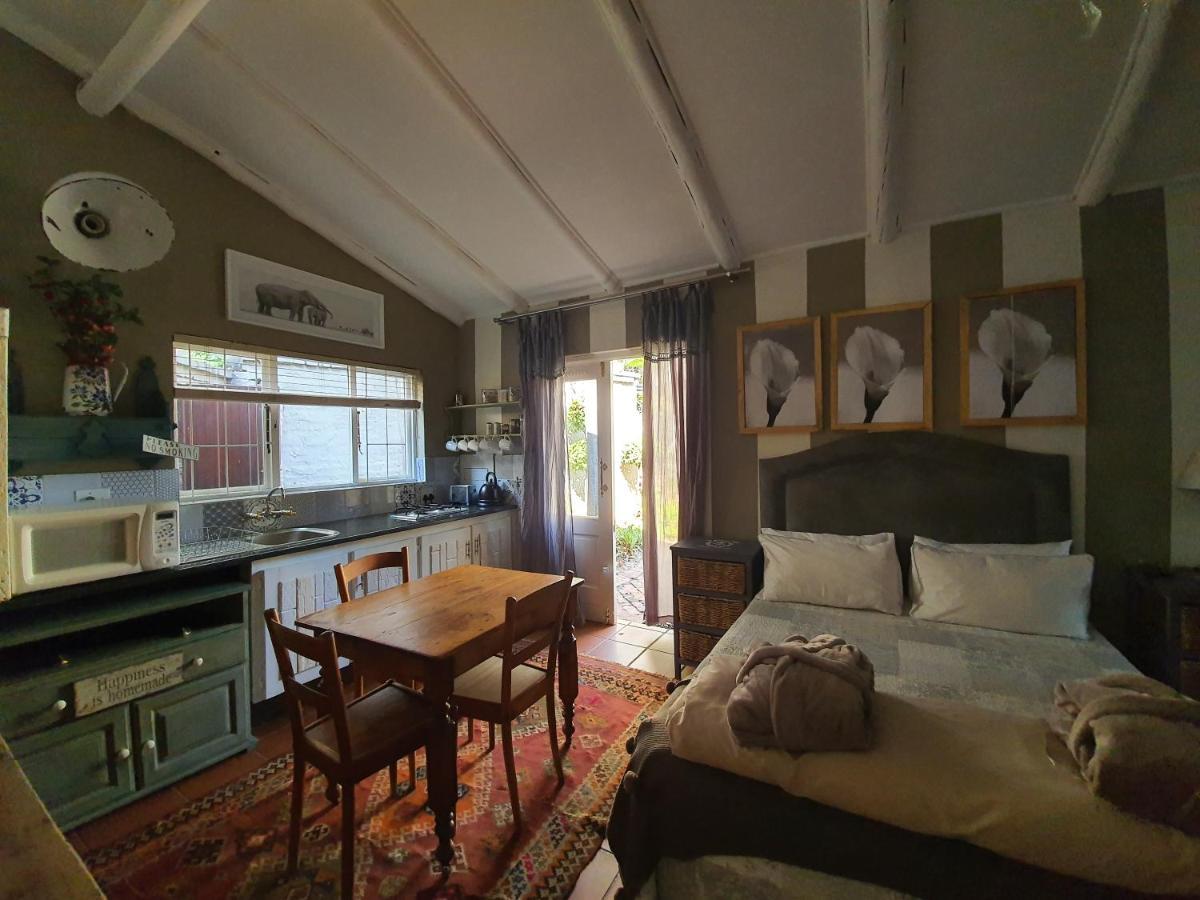Waterhouse Guest Lodge - Indus Street Претория Экстерьер фото
