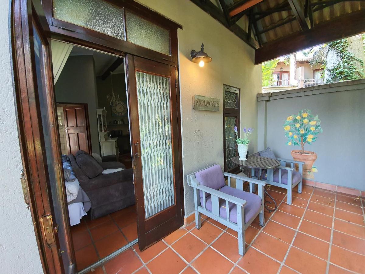 Waterhouse Guest Lodge - Indus Street Претория Экстерьер фото