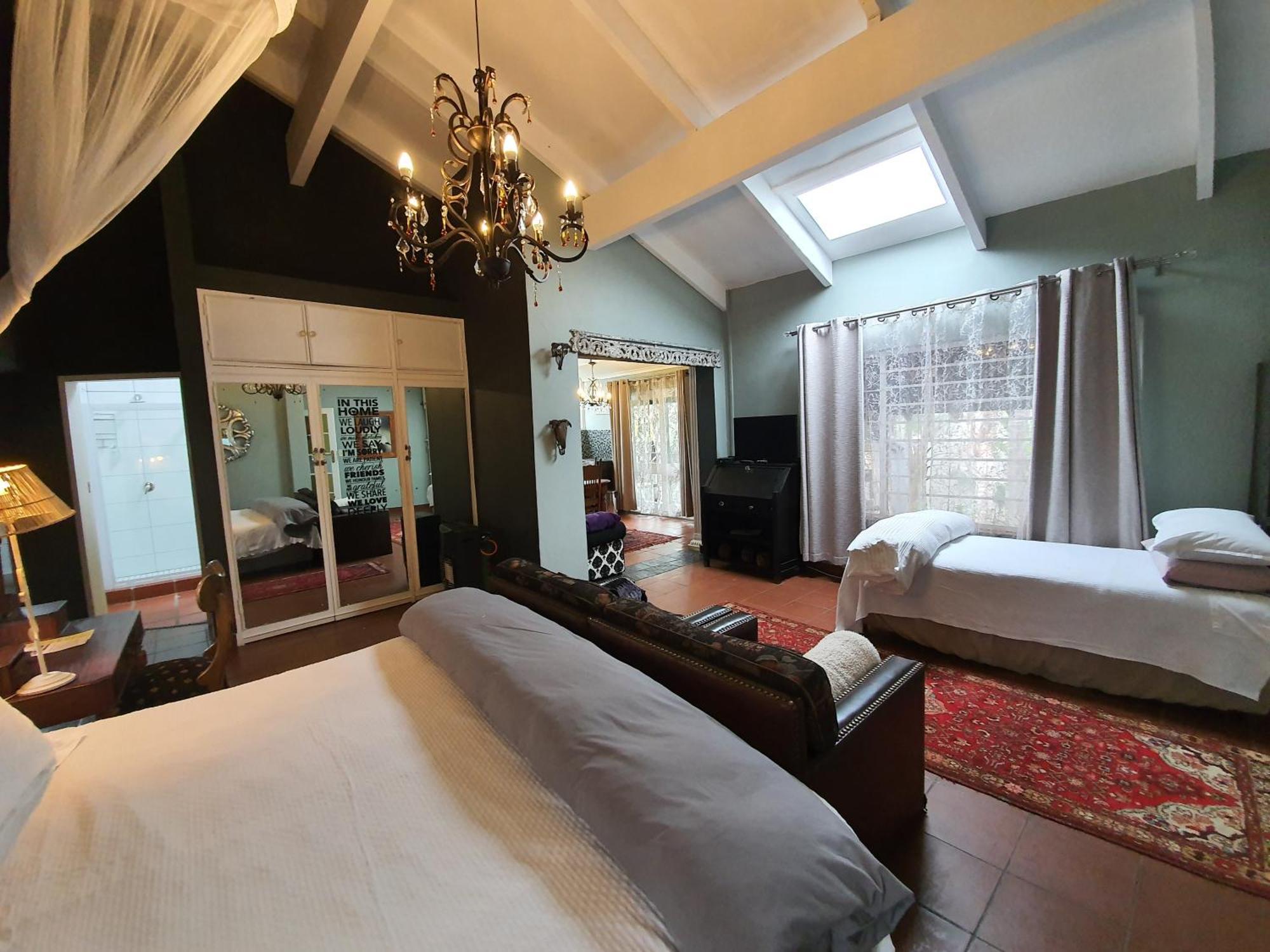 Waterhouse Guest Lodge - Indus Street Претория Номер фото