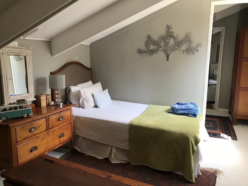 Waterhouse Guest Lodge - Indus Street Претория Экстерьер фото